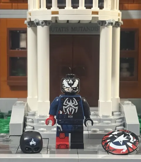 Venomized Captain America Minifigure LEGO Marvel 76342  * FAST SHIP *