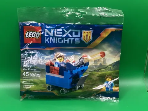 LEGO Nexo Knights 30372 Robin's Mini Fortrex Polybag *NEW* Sealed