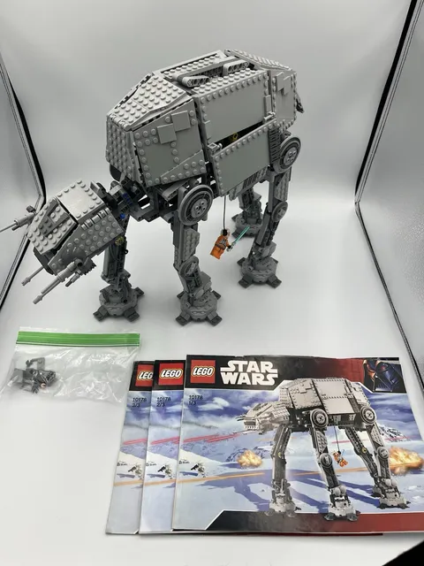 LEGO Star Wars Motorized Walking At At 10178 98% Complete w/ Manuals & Minifigs
