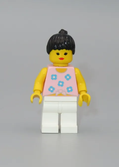 LEGO Town Female Paradisa ponytail flower shirt minifigure 2870