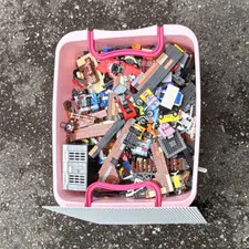 LEGO Bulk Lot Mixed Multicolor Pieces & Parts w/ Gray Baseplate in Tub