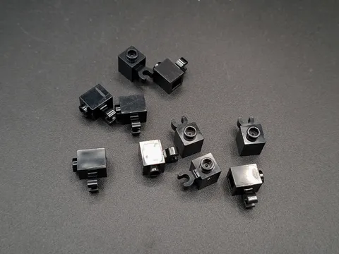 LEGO - 10x - Modified Brick - Brick - 1x1 with O Clip - Black - 60475b