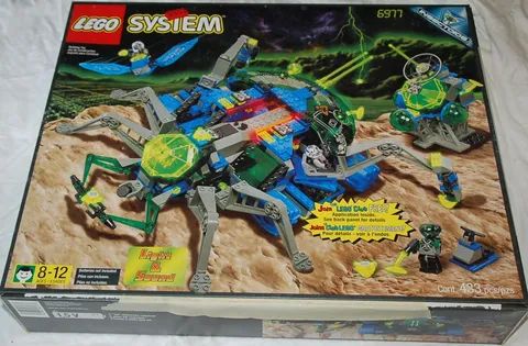 Lego Insectoids: 6977) Arachnoid Star Base Complete with Instructions