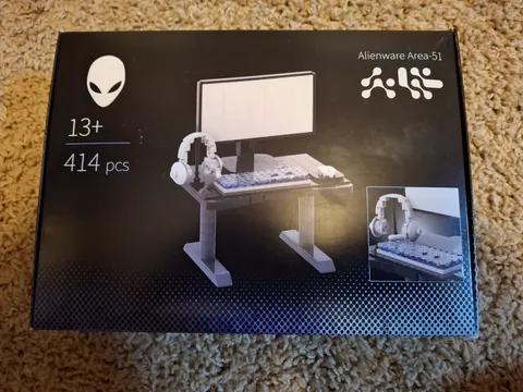 Lego Alienware Desk Brick Set ~~~ (NOT SOLD IN STORES) ~~~  (RARE)