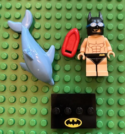 LEGO Batman Movie Series 2 Swimsuit Batman Minifigure (71020)