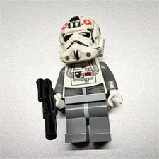 LEGO Star Wars Clone Trooper Minifigure w/ White Helmet & Blaster