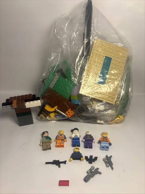 Lego Lot - Bricks Printed Pieces And Minifigs 