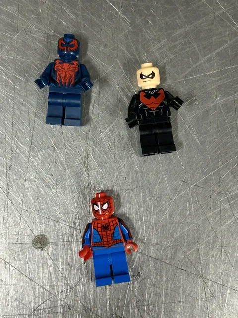 LEGO Marvel Minifigure Lot of 3 Nightwing, Spider-Man, Spiderverse