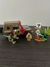 LEGO Jurassic Park Dilophosaurus Ambush 76958 Complete w/ Minifigs, Instructions