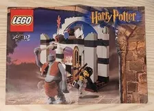 Lego Instruction Manual: Harry Potter Troll On The Loose (4712)