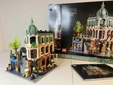 LEGO Icons 10297 Boutique Hotel Modular Buildings 3066 pcs Complete w/ Box