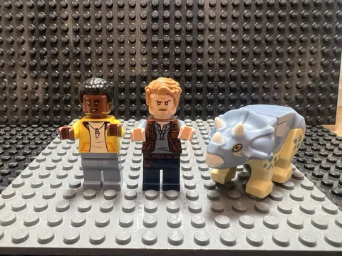 lego jurassic world minifigures lot. Toys