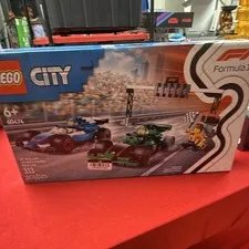 LEGO City Formula 1 F1 Grid with VCARB & Sauber Race Cars Toy 60474