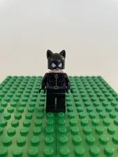 Lego DC Catwoman Minifigure 6858