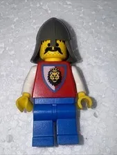 Lego Royal Knights 1843 6097 Dark Gray Neck-Protector Knight 3 Castle Minifigure