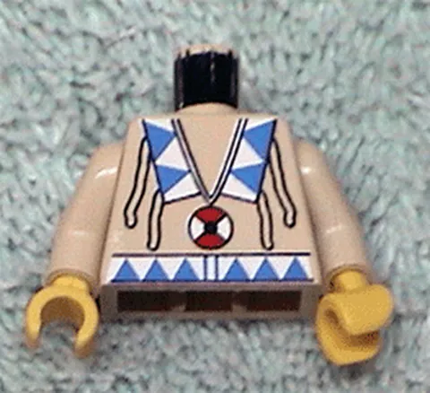 LEGO Tan Torso Western Indians Triangles, Red/White Amulet Pattern / Tan Arms /