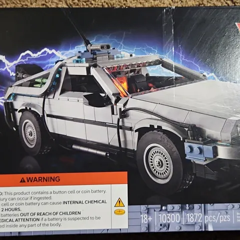 LEGO Icons Back to the Future Time Machine 10300 Set, 1872pcs, Marty McFly