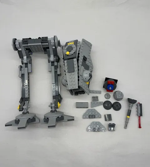 lego Star Wars 75083 AT-DP , Incomplete Set
