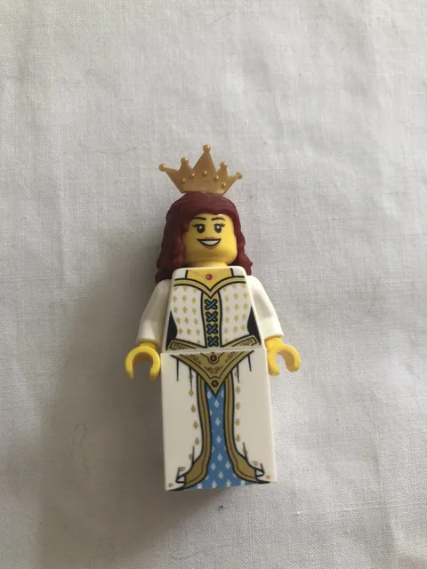 Lego  Castle Lion Princess   cas533   Minifigure