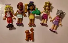 Lego Friends Mini-figures (5) Figure Lot Plus a Cat. Collectable Lego Figures 