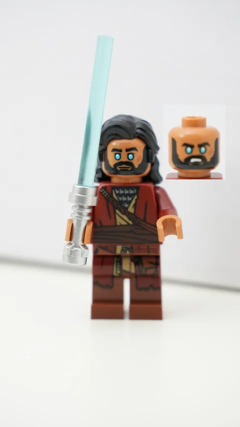 RETIRED Lego Star Wars Minifigure Ezra Bridger (sw1355)