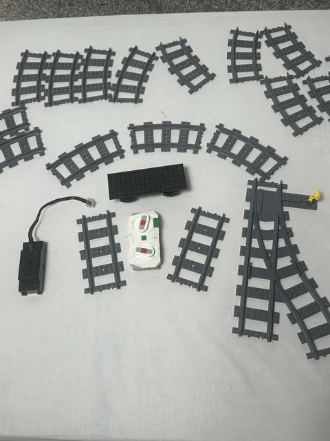 LEGO RC Train Lot Controller Battery Box 12 Straight 15 Curved Tracks Untested