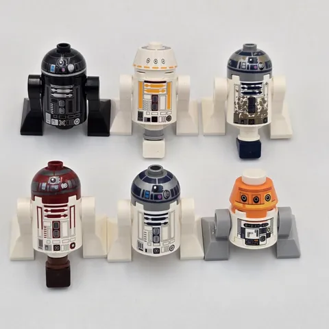 Lego Star Wars Droid Lot C1 10P, R2D2, R4 P17, R5 F7, R2 E6 Minifigures 