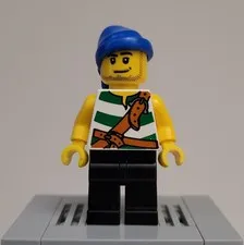 LEGO Pirates | pi096 Pirate Minifigure | White Stripes Smirk Stubble 6240 | 2009