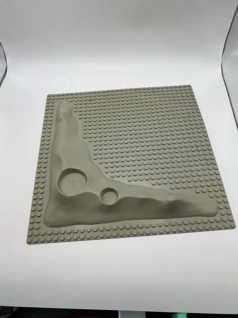 LEGO Vintage Raised 32x32 Moon Crater Base Plate 3947