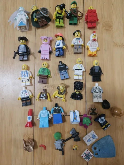 LEGO CMF Parts Lot - Early Series - Series 3 Elf - Pig - Ice Queen - Artist 