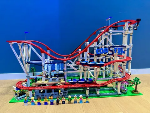 LEGO Creator Expert Roller Coaster 10261