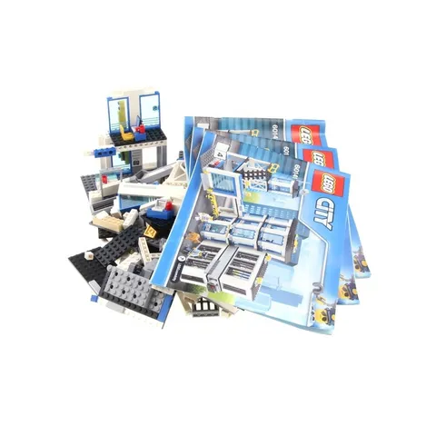 1x LEGO Parts Set City Police Station 60141 White Blue Instructions Incomplete
