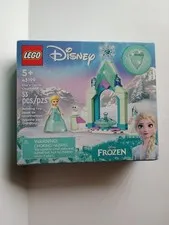 RETIRED LEGO 43199  Elsa's Castle Courtyard NEW IN DAMAGED BOX SEALED