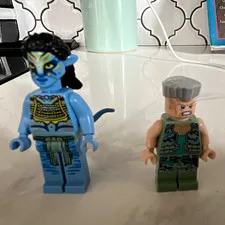 LEGO Minifigures Lot of 2/Blue Na'vi Jake Sully and Colonel Quaritch