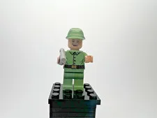 LEGO Indiana Jones Minifigure- Russian Guard 1 - IAJ013 Kingdom of crystal Skull
