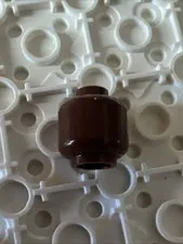 LEGO 3626 Reddish Brown Minifigure, Head (Plain)