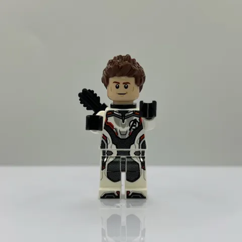 LEGO Hawkeye Minifig SH0570 Marvel Super Heroes Avengers Endgame 76126 Retired