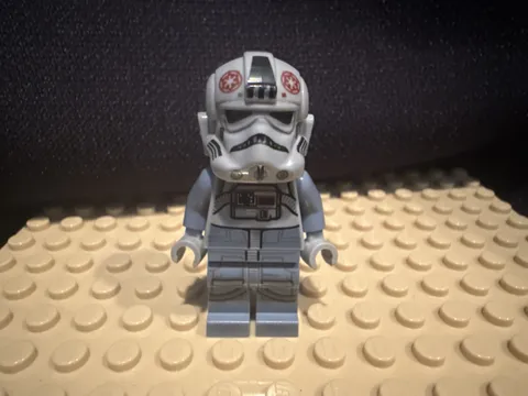 LEGO Star Wars Minifigure AT-AT Driver (75288)