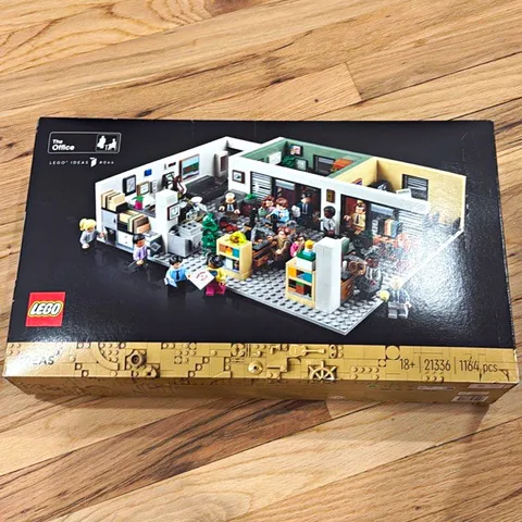LEGO Ideas The Office 21336 Set 1164 Pieces 18+ Complete Set Box