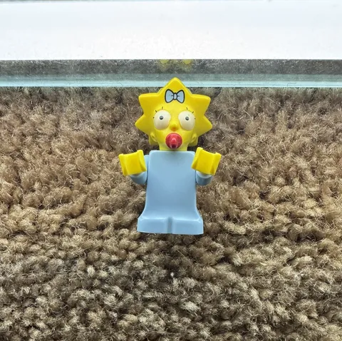 LEGO Maggie Simpson Minifigure from 71006 Simpsons House LOOSE (SIM003)