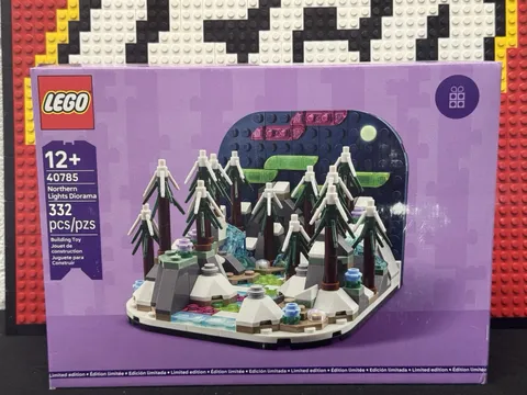 LEGO 40785 Northern Lights Diorama GWP Limited Edition New & Sealed
