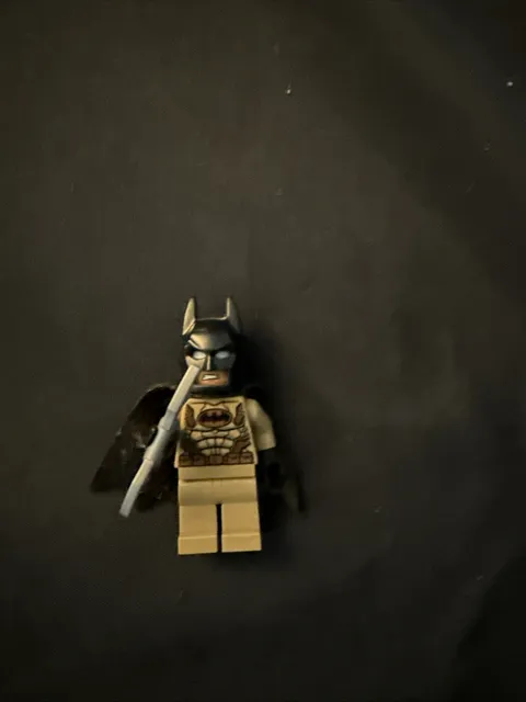 LEGO Desert Batman Minifig DC Comics Super Heroes Batman 76056