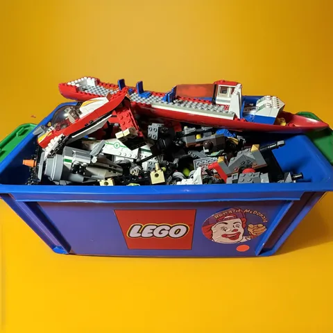 Lego Blue Container Box With Various Lego Pieces - Space, Star Wars Etc