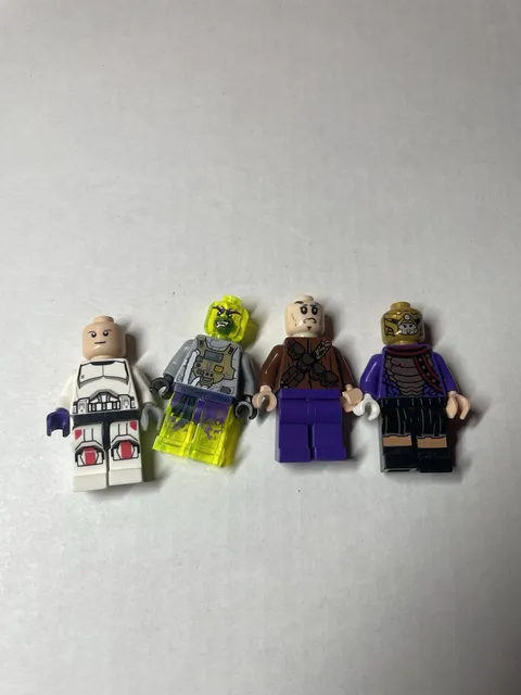 LEGO MINIFIGURES Assorted Minifigure Lot of 4 Plastic Figures