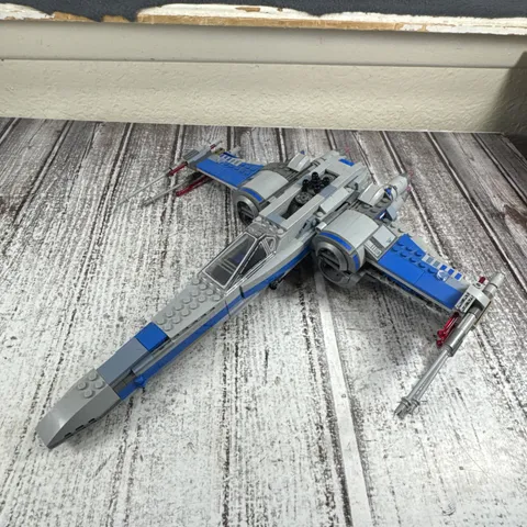 LEGO Star Wars: Resistance X-Wing Fighter (75149) No Box/Incomplete