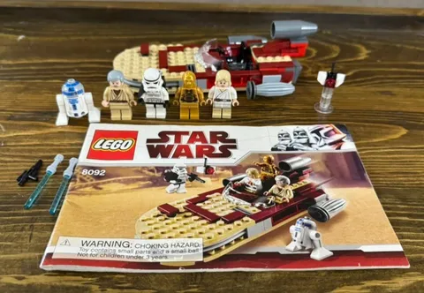 LEGO 8092 Star Wars Luke's Landspeeder 100% Complete w/ Manual & Minifigs.....CA