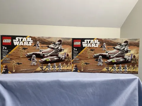 LEGO Star Wars Lot Of 2: (75342) Republic Fighter Tank (NEW/SEALED RETIRED SET)