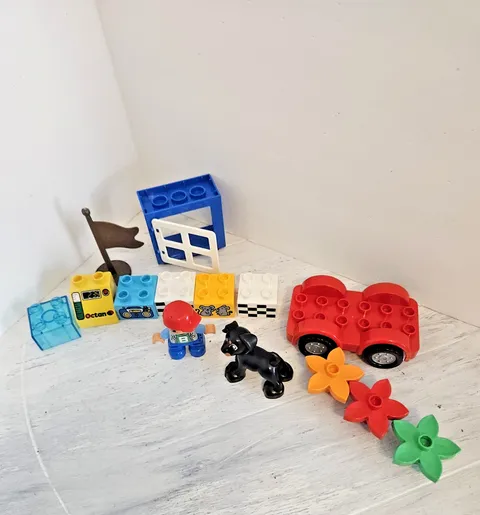 LEGO Duplo Lot (15) Pieces - Figures Dog  Flowers