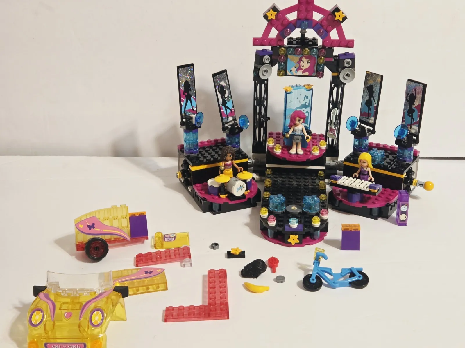 LEGO 41105 : LEGO FRIENDS Pop Star Show Stage - What You See Is What You Get