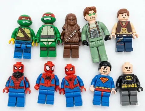 Lot of Lego Minifigures Mini Figs Rare Kinda Not "Mismached"
